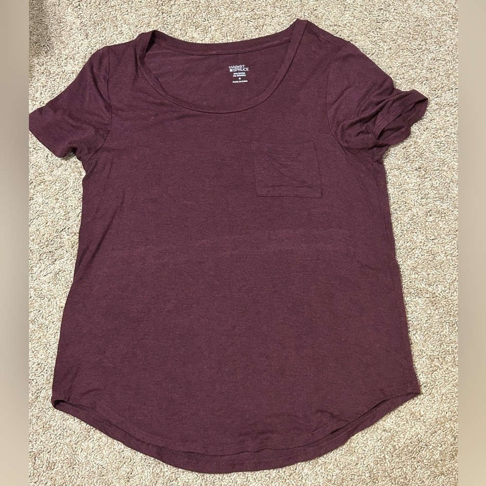 Market and Spruce burgundy heavy weight T